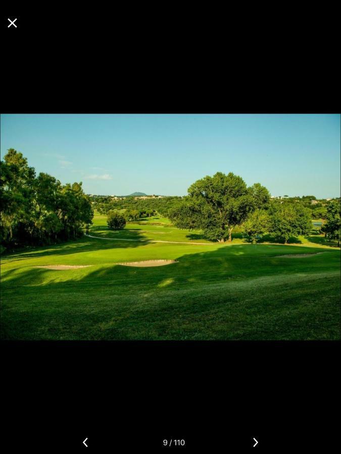 Marco Simone Golf Club Apartment Bagian luar foto